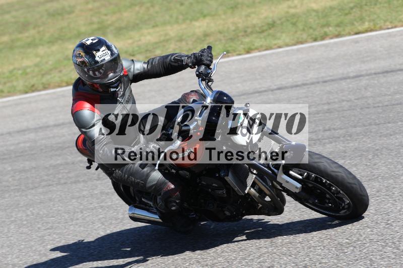 /Archiv-2025/48 25.08.2025 Cornu Master School ADR/gruen-vert/94